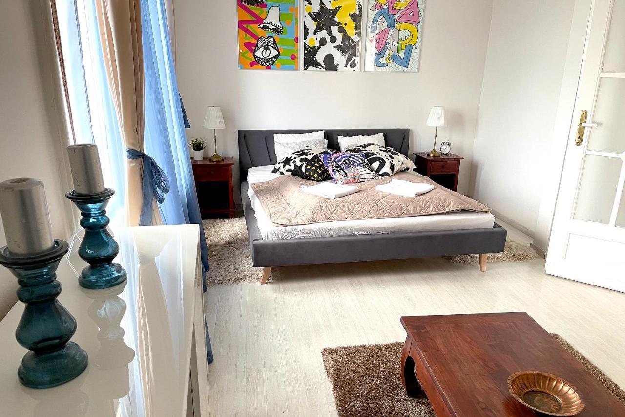Elegant 125M2 Apartment In Center Of Budapest Exterior foto