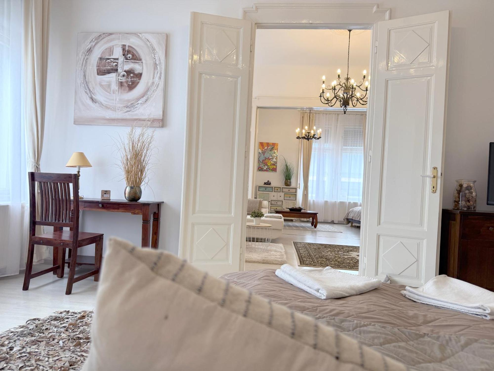Elegant 125M2 Apartment In Center Of Budapest Exterior foto
